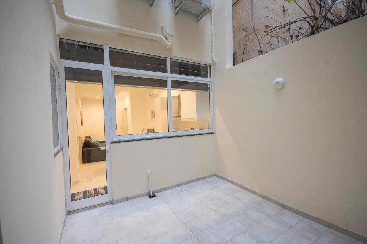 4 Bedroom Apartment Near Sliema Seafront Ngoại thất bức ảnh