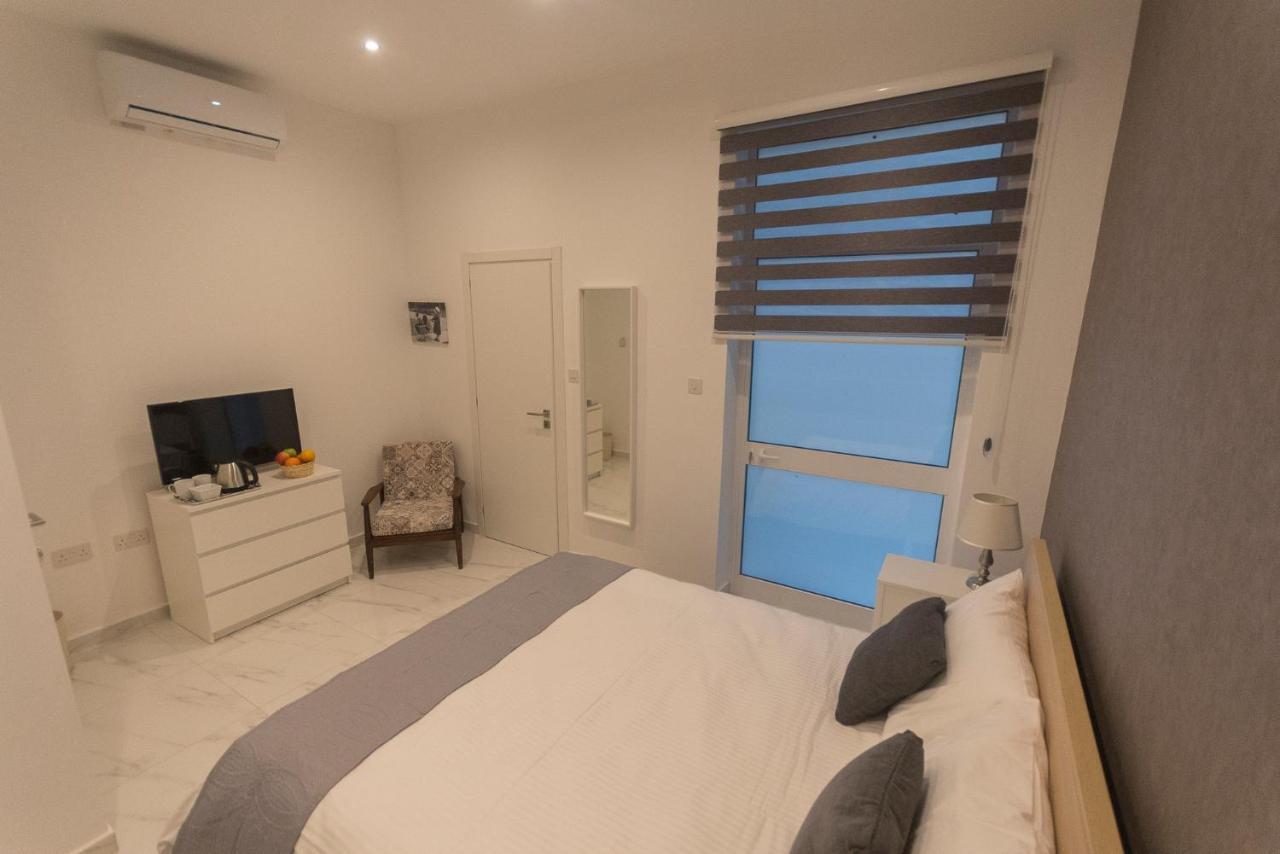 4 Bedroom Apartment Near Sliema Seafront Ngoại thất bức ảnh