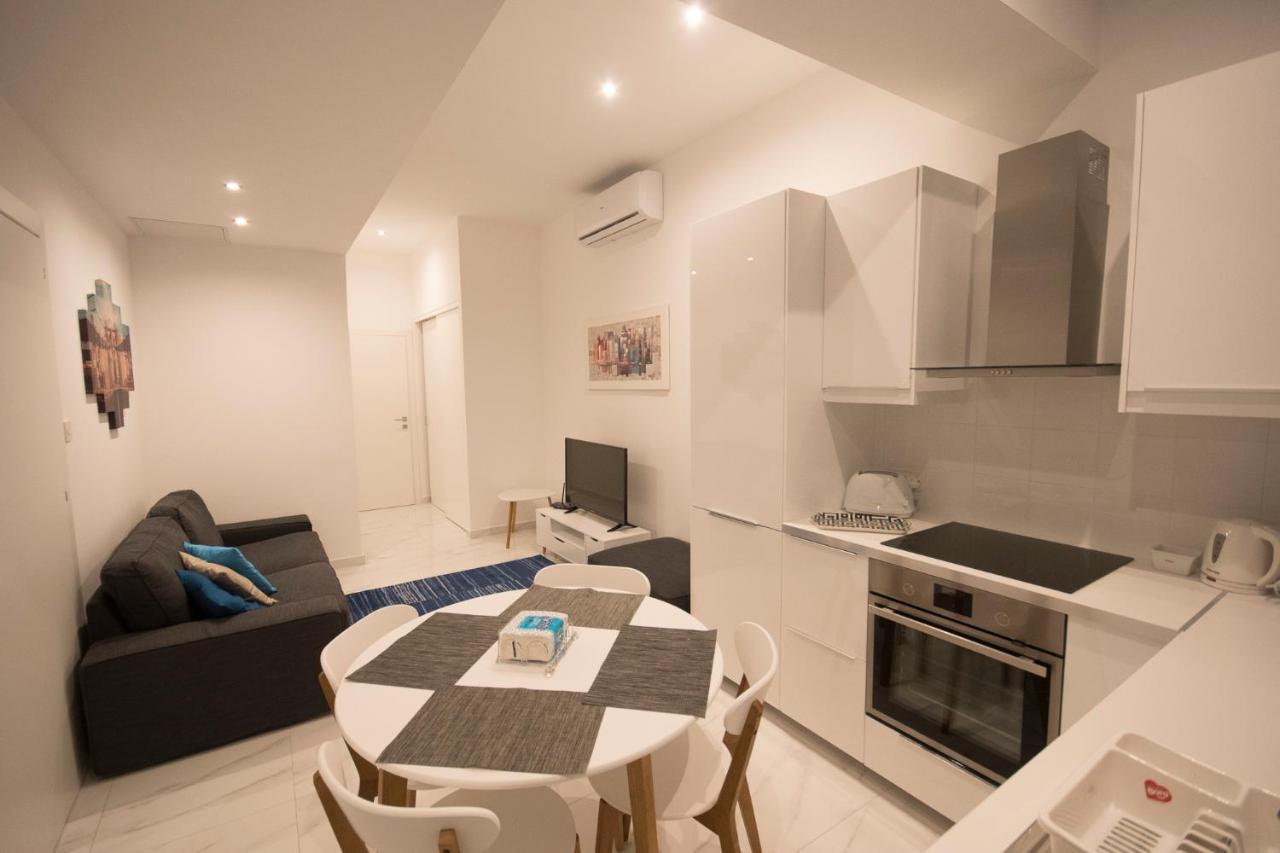 4 Bedroom Apartment Near Sliema Seafront Ngoại thất bức ảnh